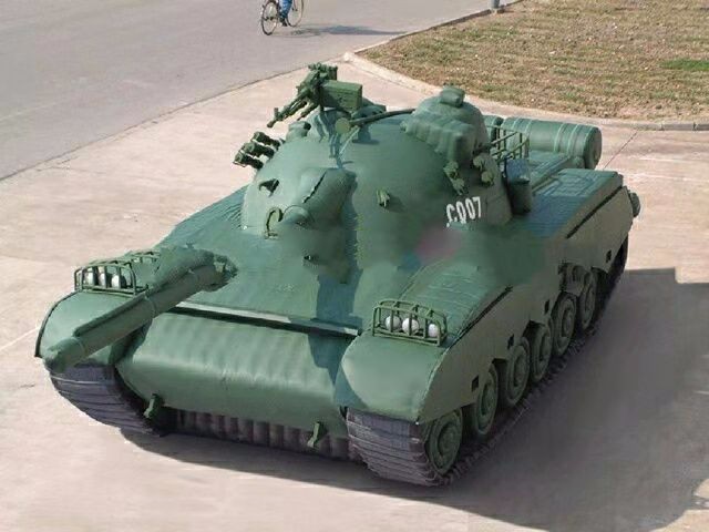 双滦军用充气坦克车